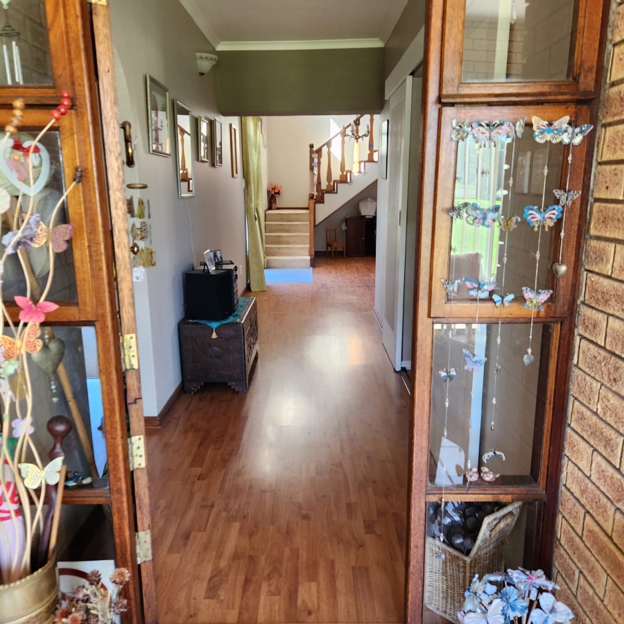3 Bedroom Property for Sale in Stilbaai Wes Western Cape